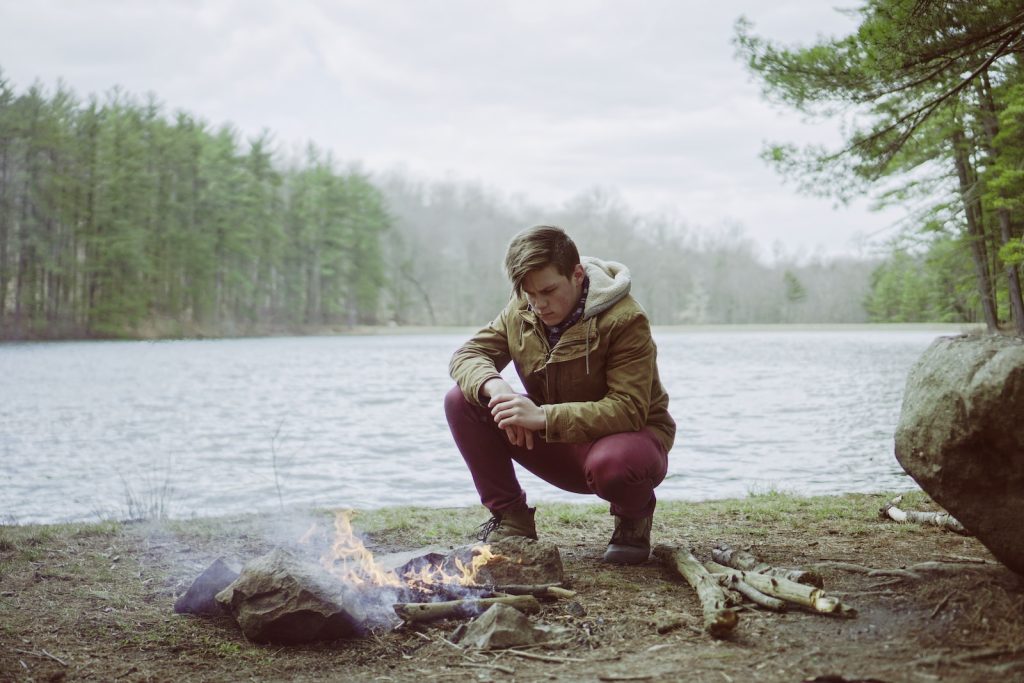 savoir faire un feu de camp